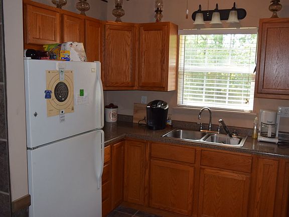 3rd image of 6202 E County Road 1000 N