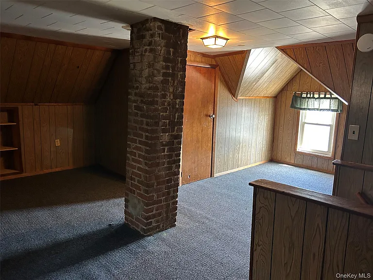 84 Orange Ave — Photo 16