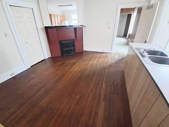 2nd image of 21 E Church St #1