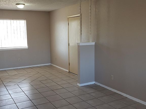 5th image of 1607 Bill Ogden Dr