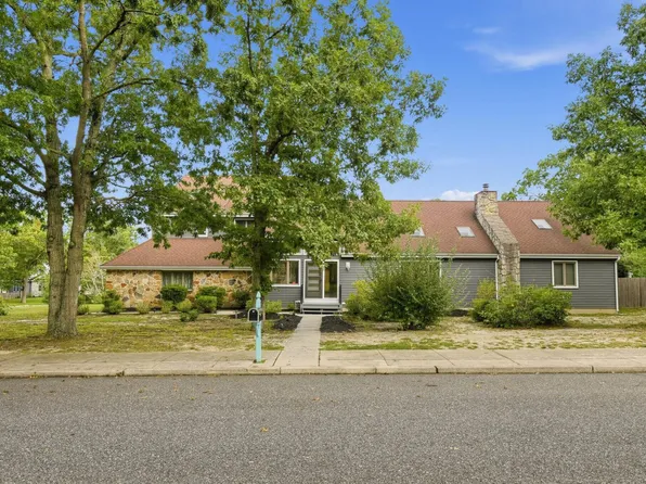 203 Dove Ln, Marmora, NJ 08223
