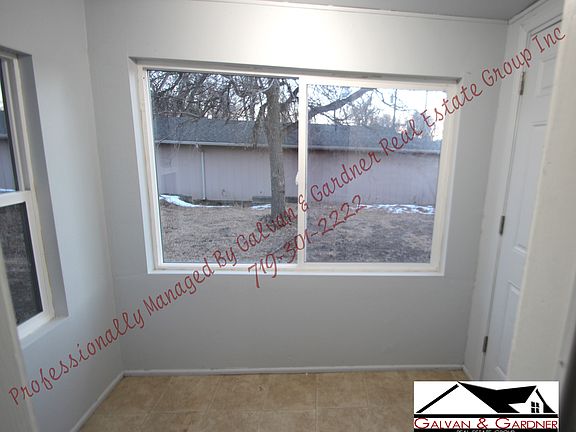 3rd image of 2505 E Willamette Ave