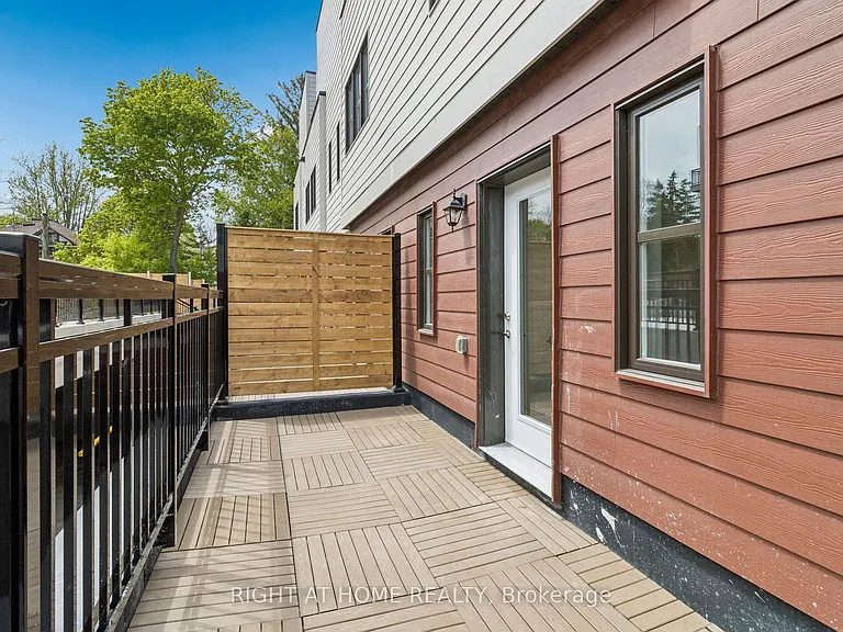 15100 Yonge St #206 — Photo 17