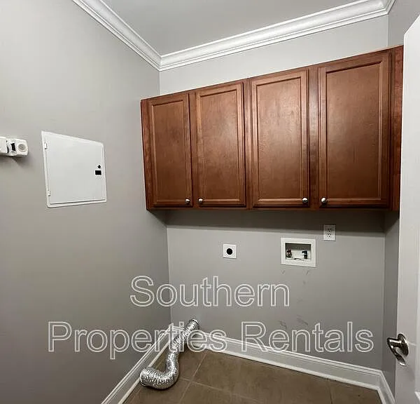 411 Gallery Dr #204-1 — Photo 11