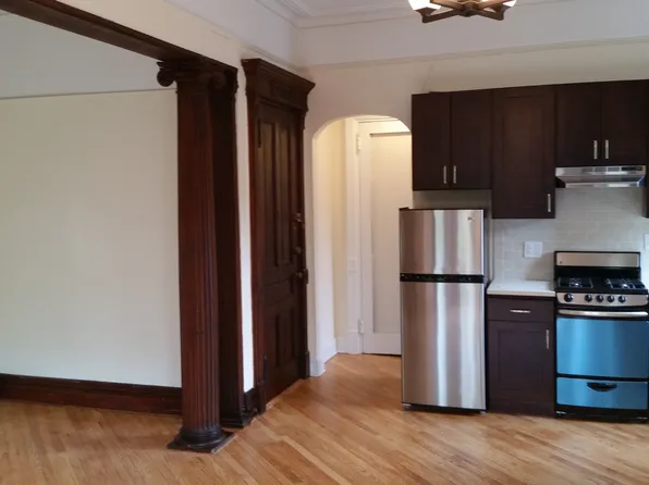 786 Carroll Street image 1 of 4
