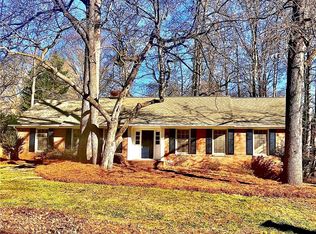 135 Aftonshire Ct, Winston Salem, NC 27104