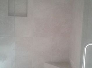 3915 Parker St, Kitty Hawk, NC 27949