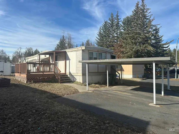 411 N Almon #207, Moscow, ID 83843