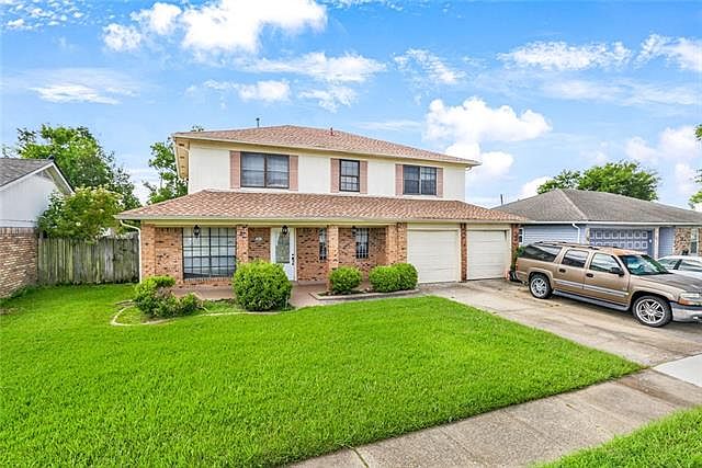 1st image of 10910 Willowbrae Dr