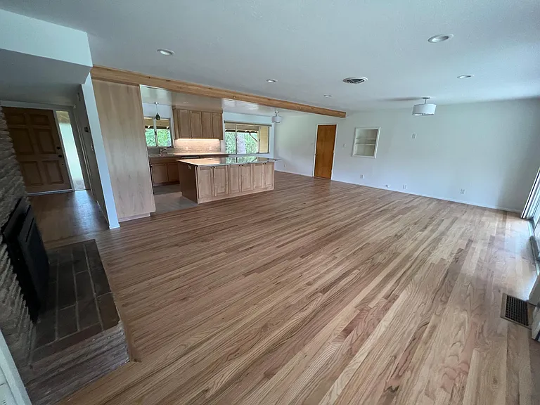8045 S Lake Cir — Photo 7