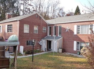 1020 Hinton St, Princeton, WV 24740