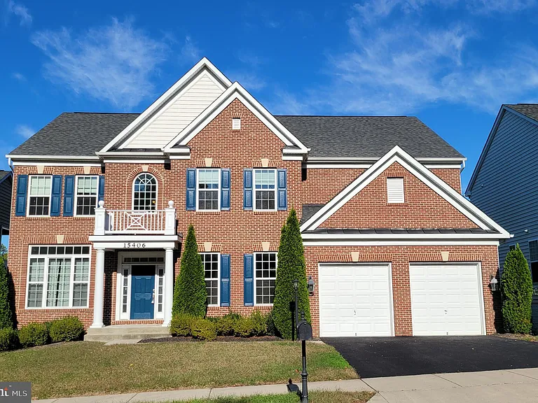 15406 Sir Edwards Dr — Photo 1