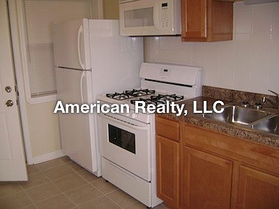 1st image of 1261 W Argyle St APT 302