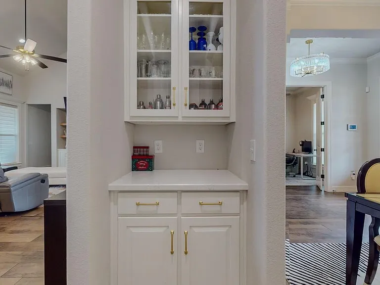 112 Pindo Palm Dr — Photo 8