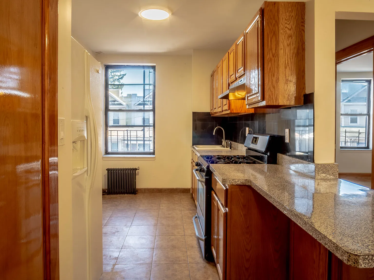 1602 East 43rd Street — Photo 3