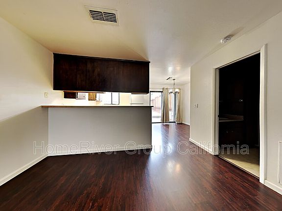 2nd image of 3261 La Canada Dr APT 6
