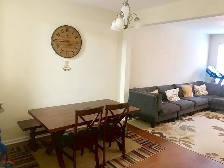 100 Stratford Lakes Dr #121 — Photo 5