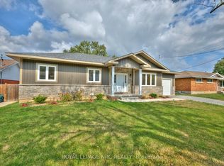 17 Glenbarr Rd, Saint Catharines, ON L2T1Y2