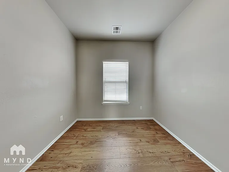 1101 Midway Rd — Photo 14