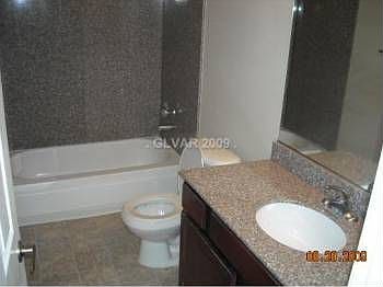 3rd image of 5020 Indian River Dr Unit 426