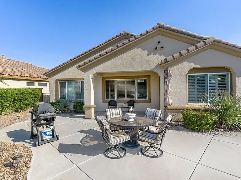 78312 Vinewood Dr — Photo 12