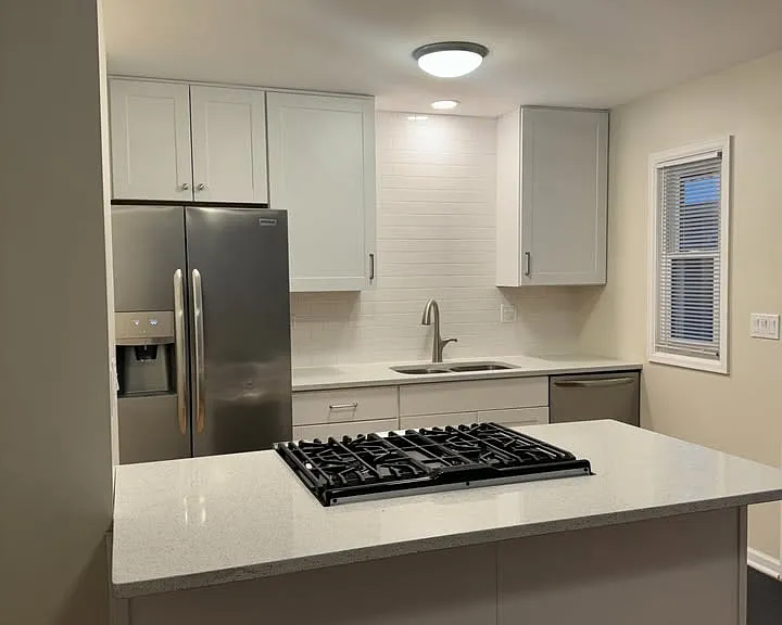 878 Village Quarter Rd — Photo 4