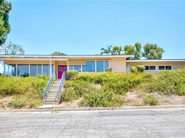 1901 Skycrest Dr, Fullerton, CA 92831