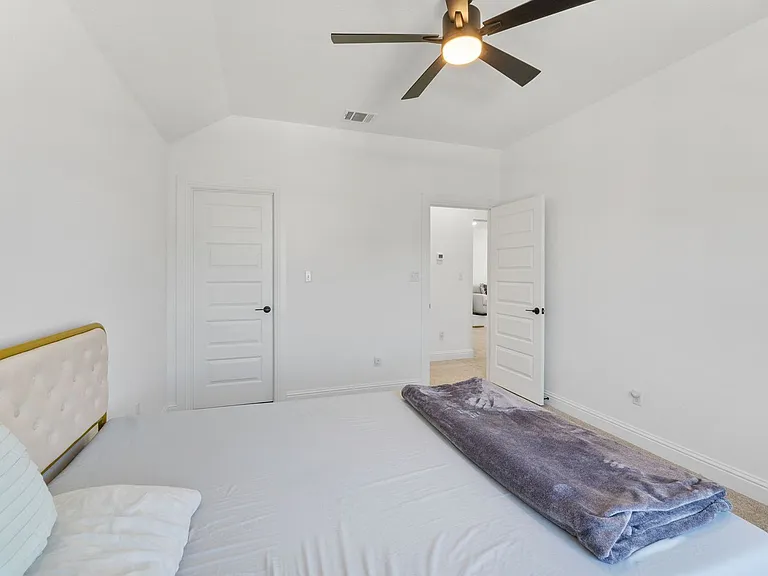 125 Plainsman Ln — Photo 37