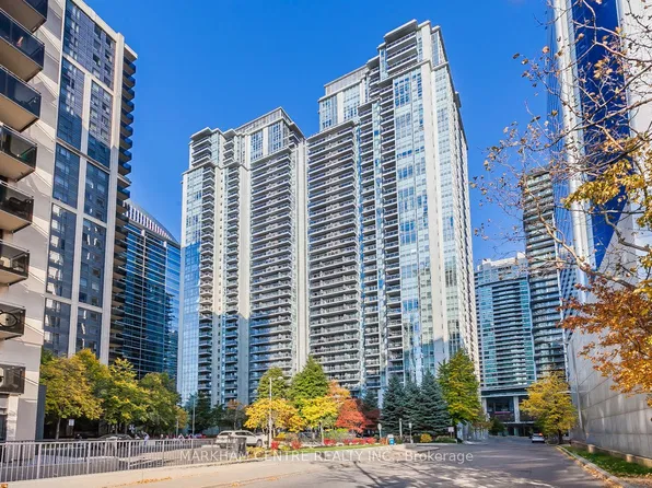 4978 Yonge St #808, Toronto, ON M2N 7G8