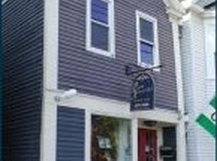 90 Main St, Newmarket, NH 03857
