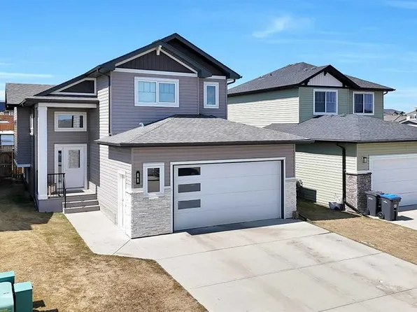 11 E Craig Rd, Sylvan Lake, AB T4S 0N7