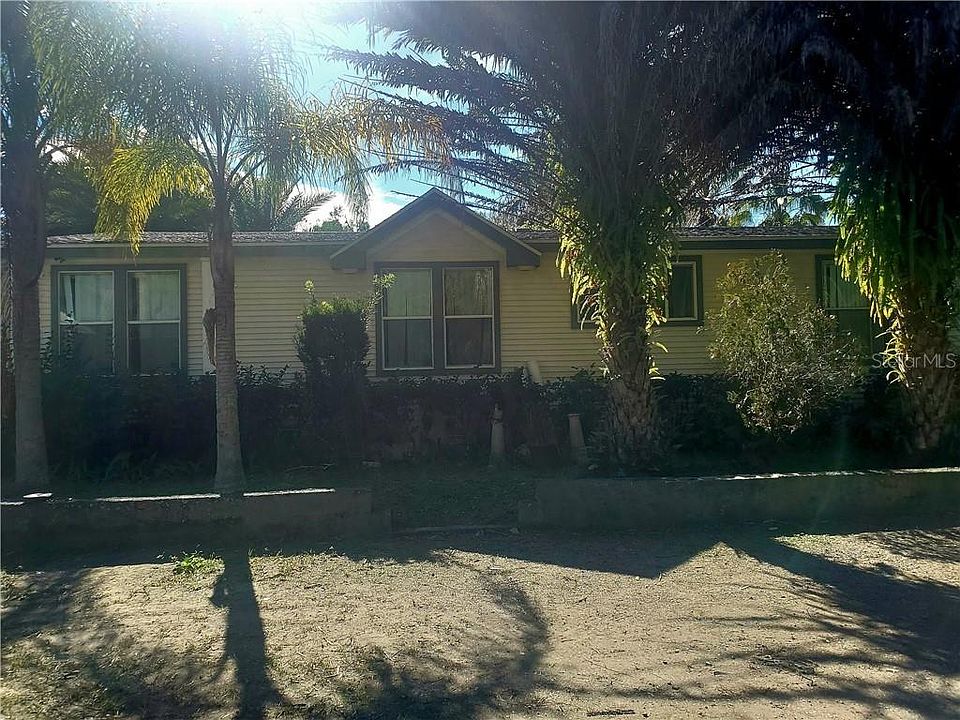 1st image of 2101 Packard Ave