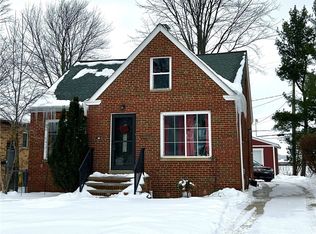 20654 Belvidere Ave, Fairview Park, OH 44126