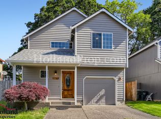 17989 SW Niks Dr, Beaverton, OR 97003