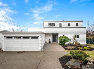 3923 55th Ave SW, Seattle, WA 98116