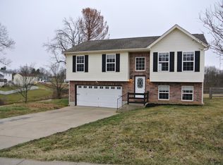 118 Summerfield Dr, Dry Ridge, KY 41035