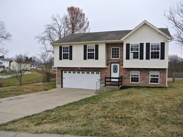 118 Summerfield Dr, Dry Ridge, KY 41035