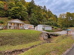 1105 Jess Fork Rd, Grundy, VA 24614