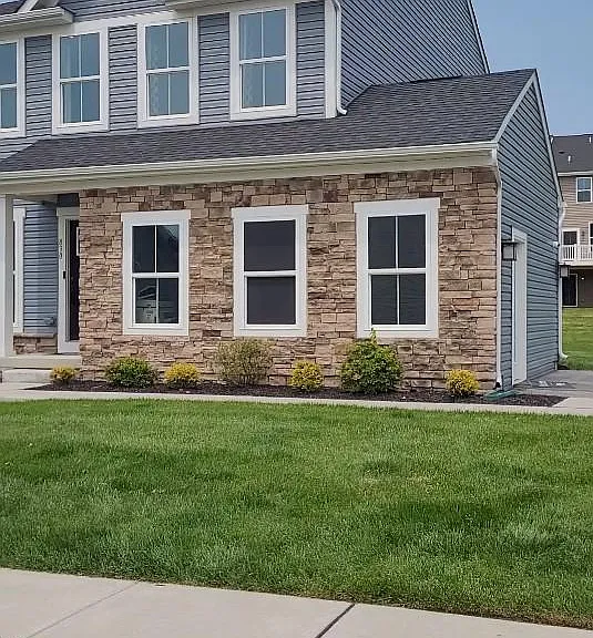 830 Fountain Trl — Photo 1