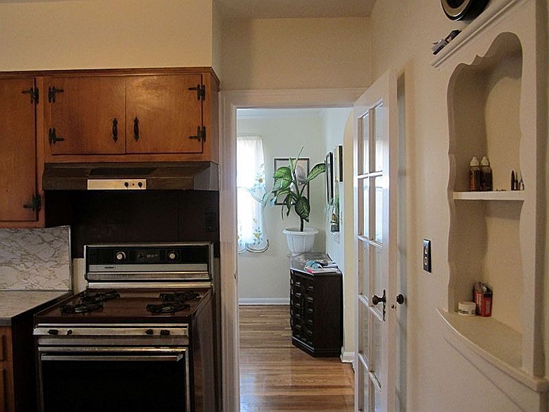 1st image of 18373 Camden Ave