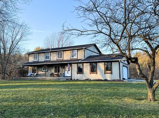 124 Triangle Lake Rd, Howell, MI 48843