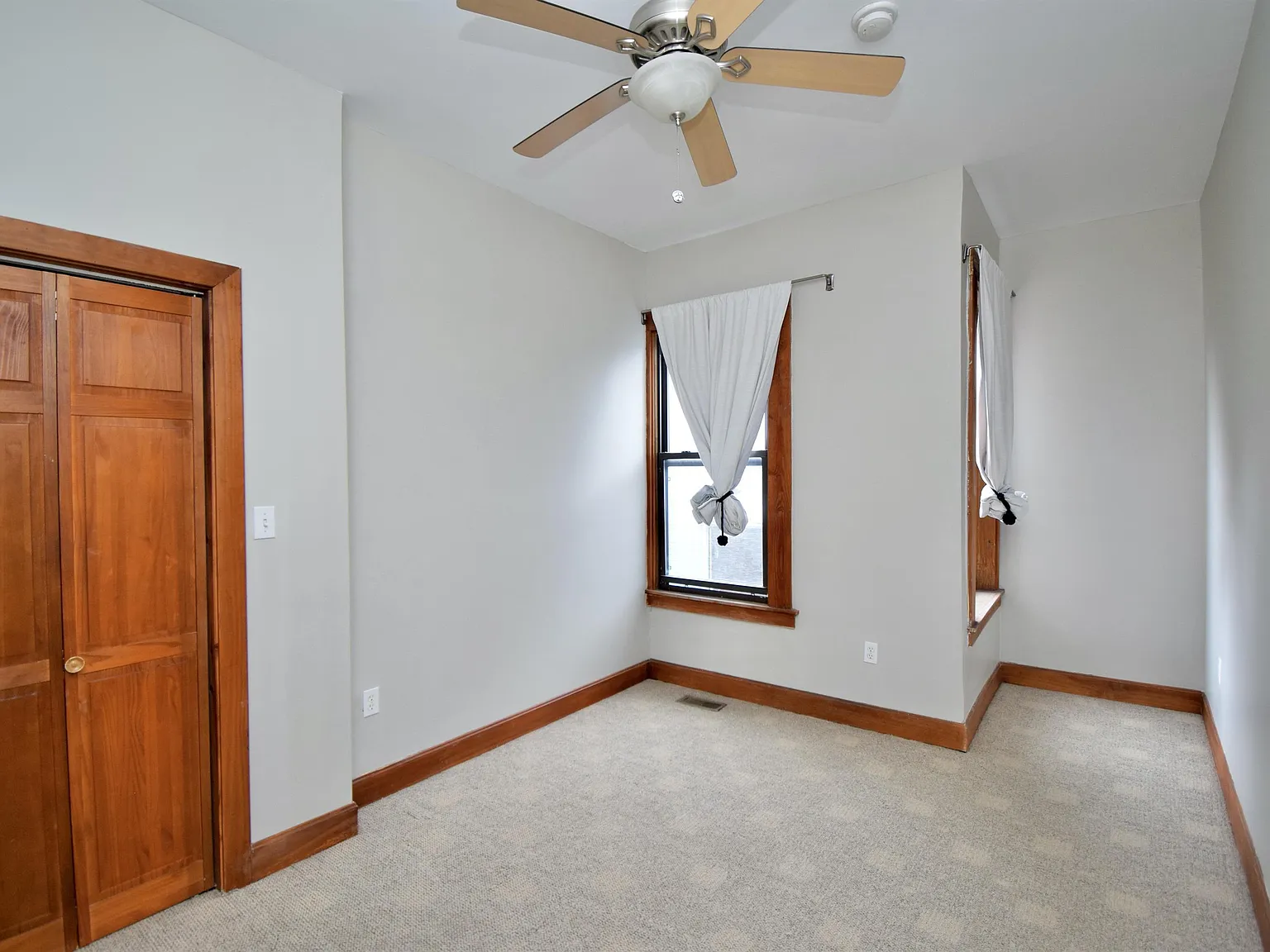 522 East 12th Street - 1 — Photo 3