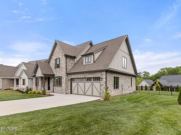 2nd image of 2400 Misty Mountain Cir