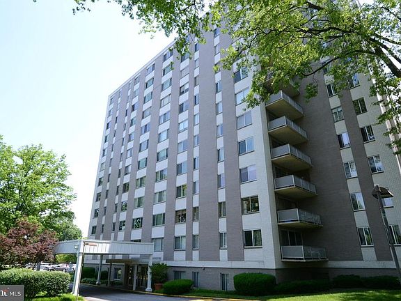 2nd image of 8315 N Brook Ln APT 1102