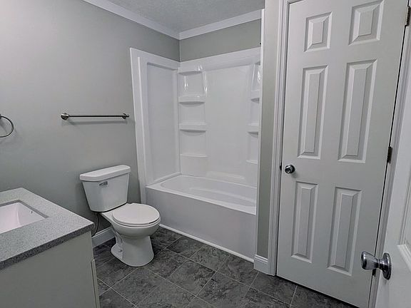 4th image of 3818 Big Run Rd