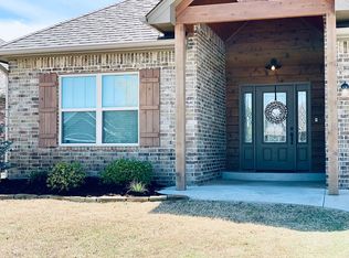 1713 Regency Ct, Shawnee, OK 74804