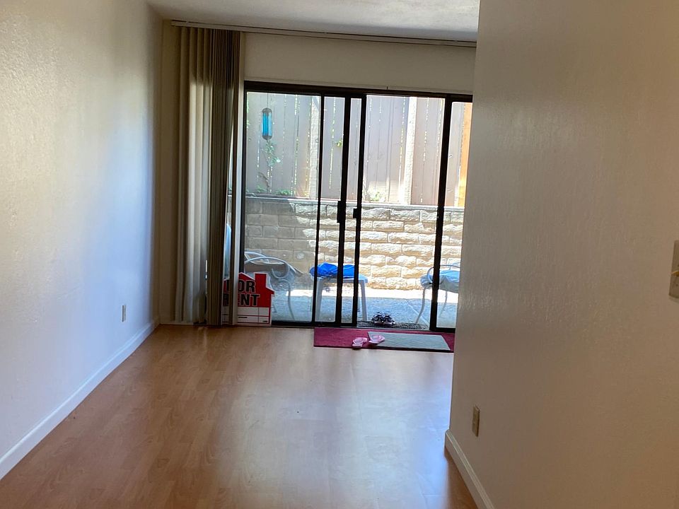 1st image of 1685 Bayridge Way APT 205