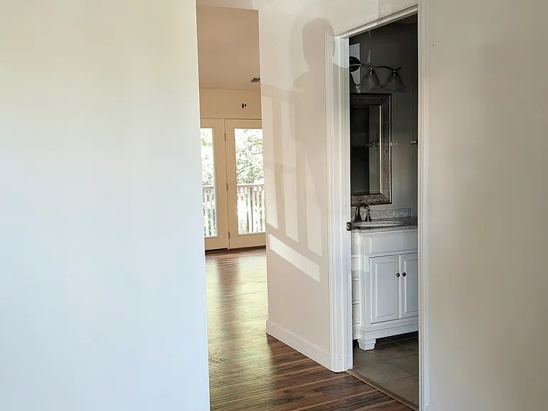 3220 Selwyn Farms Ln #8 — Photo 8