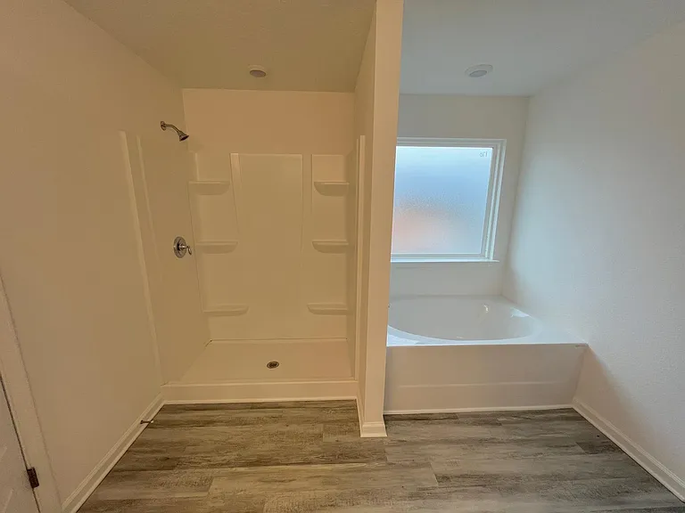 145 Arrowwood Blvd — Photo 6