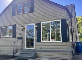 5642 S Gulley Rd, Dearborn Heights, MI 48125